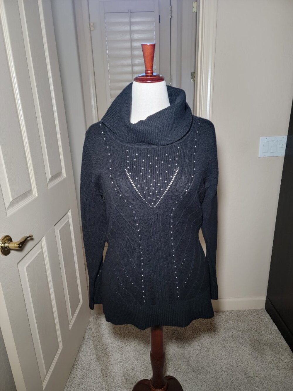 EUC! BIANCA NYGARD BLACK COWL NECK LONG SLEEVE, JEWEL EMBELLISHED SWEATER-SIZE M